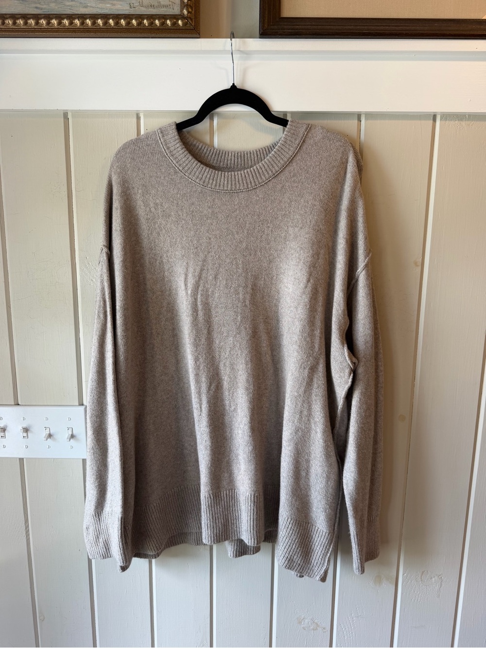 aerie Women's Oversized Crewneck Sweater in Light Taupe, Size XL, NWOT